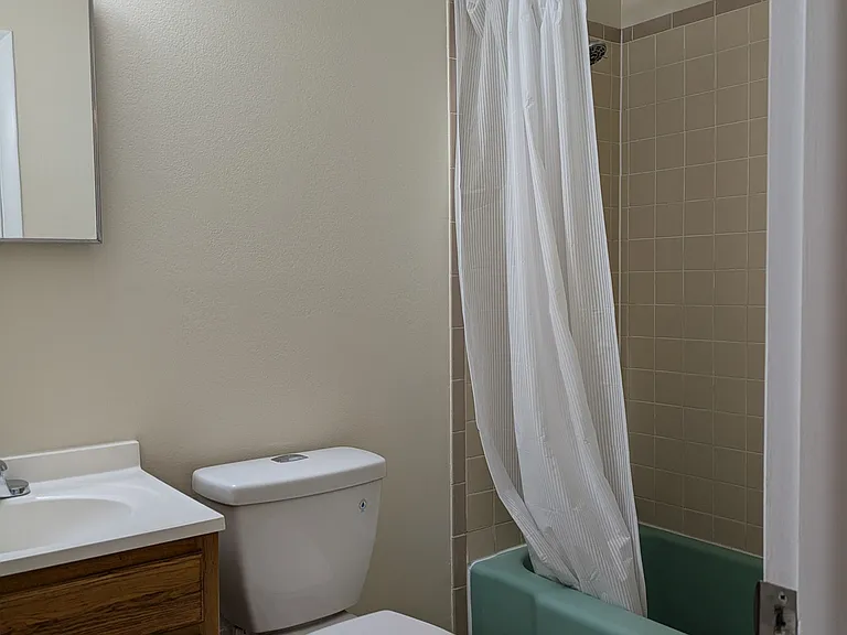 1280 Wolff St #6 — Photo 9