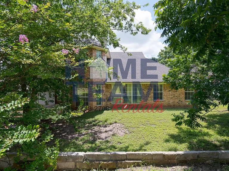 714 Silver Creek Dr — Photo 15