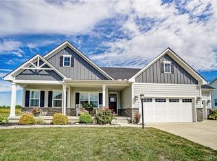 3876 Oak Creek Dr, Dayton, OH 45440