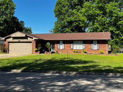 221 N Anthony St, Muskogee, OK, 74403