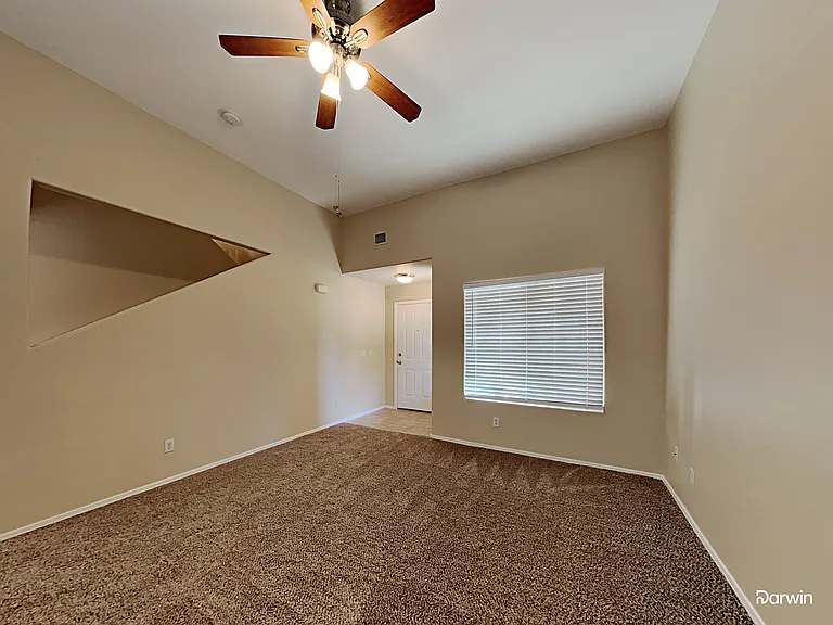 17472 W Watson Ln — Photo 8