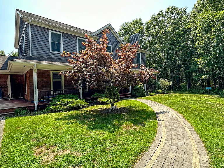 18 Mountain Laurel Ln — Photo 6