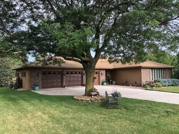 901 S Lafayette Ave, Fulda, MN 56131