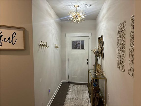 4th image of 3724 Gardenwick Rd