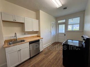 615 E Unaka Ave APT 4, Johnson City, TN 37601