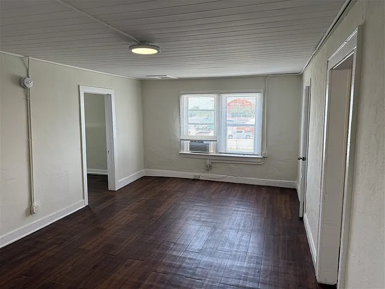 533 Plymouth Rd #4 — Photo 3