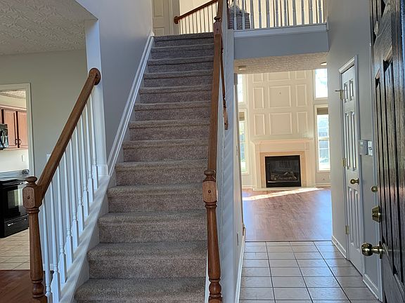 2nd image of 840 Winding Oak Trl
