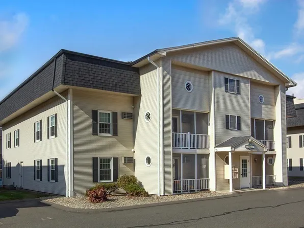 41 W Summit St APT 16, South Hadley, MA 01075