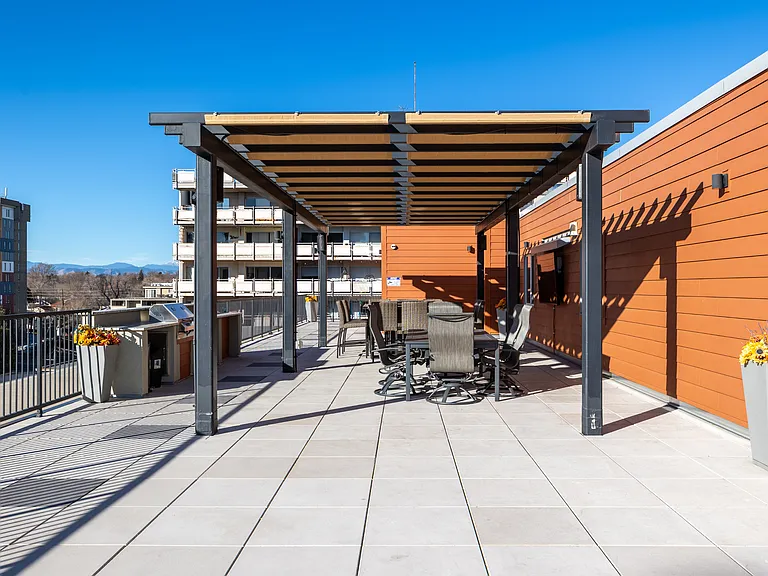 Rooftop Lounge
