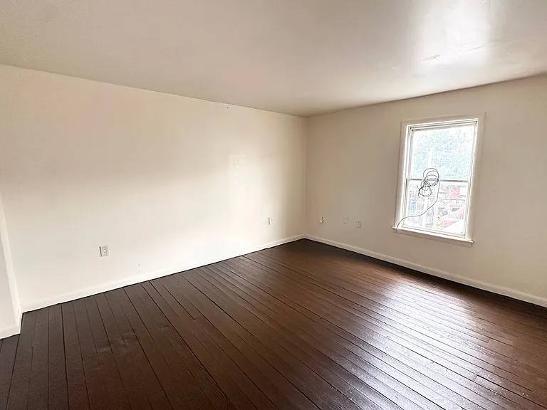 925 W College Ave — Photo 25