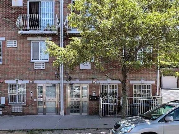 2nd image of 11036 Corona Ave