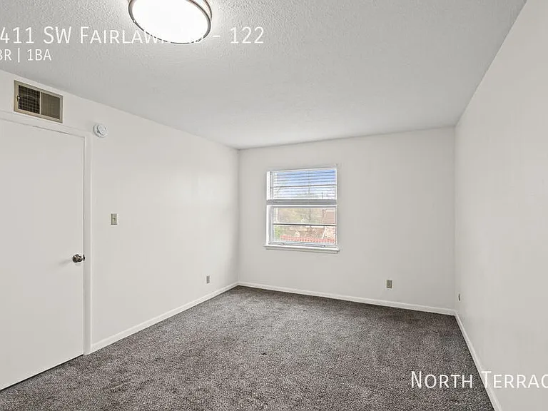 Fairlawn Flats — Photo 74
