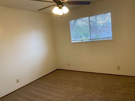 3rd image of 684 E 12th St #10
