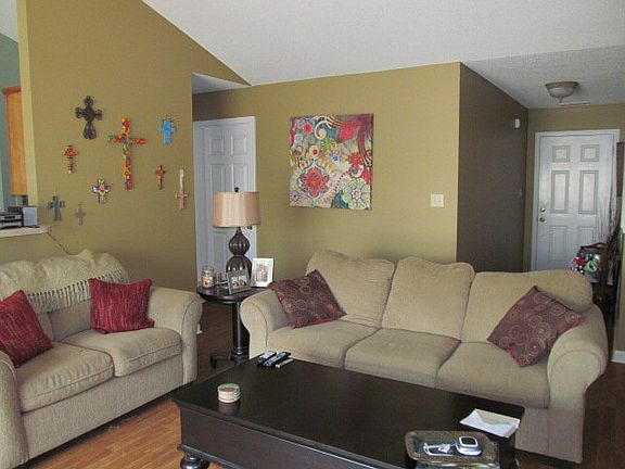 4th image of 112 Oakleigh Dr