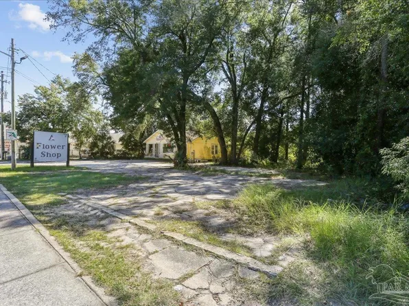 3700 Mobile Hwy, Pensacola, FL 32505