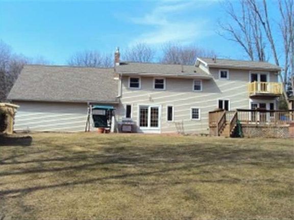 4th image of 12 Northwood Dr