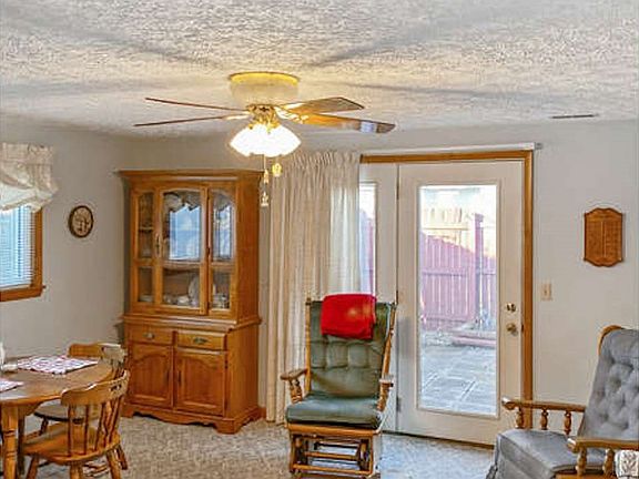 4th image of 408 Outer Dr