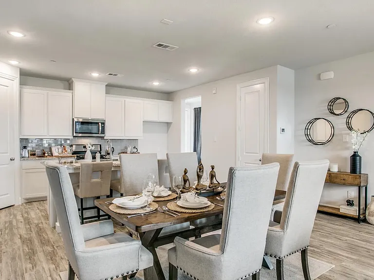 935 Ponds Edge Ln — Photo 17