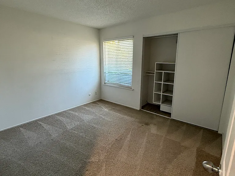 3789 Rock Island Dr — Photo 12