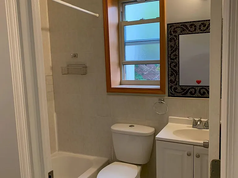4526 Sansom St #1 — Photo 1