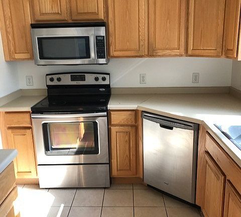 3rd image of 5205 Old Middleton Rd