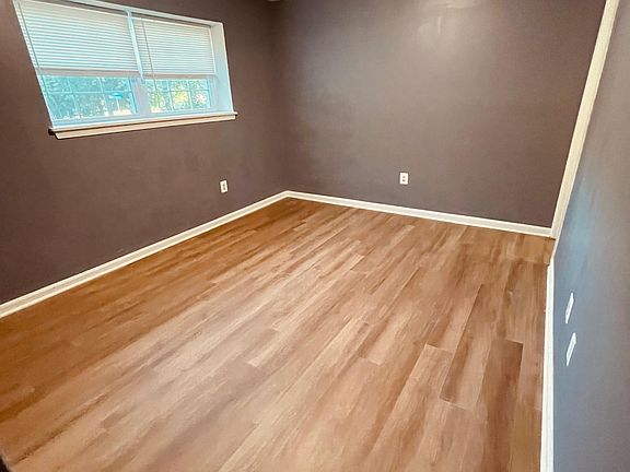 5th image of 5218 Martinique Ln