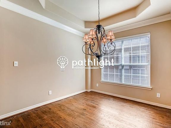 3rd image of 3618 Jefferson Dr
