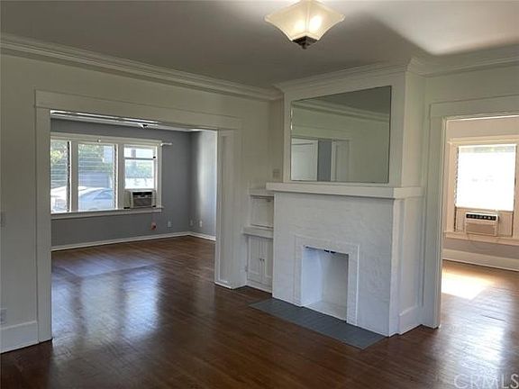 3rd image of 2038 Camden Pkwy