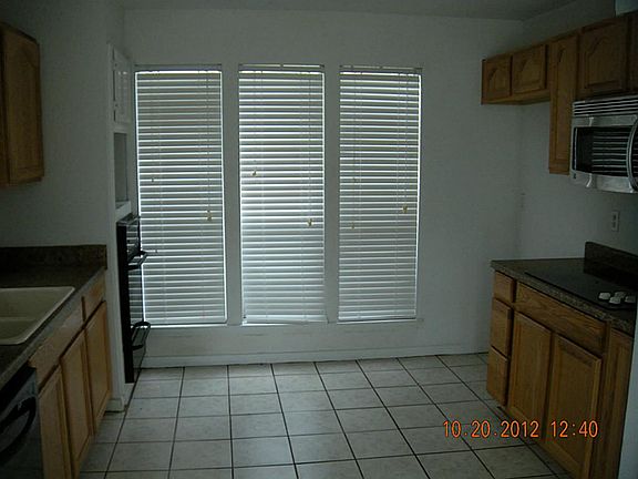 3rd image of 18211 Santolina Ln