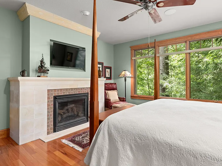 2095 Buffalo Creek Rd — Photo 16