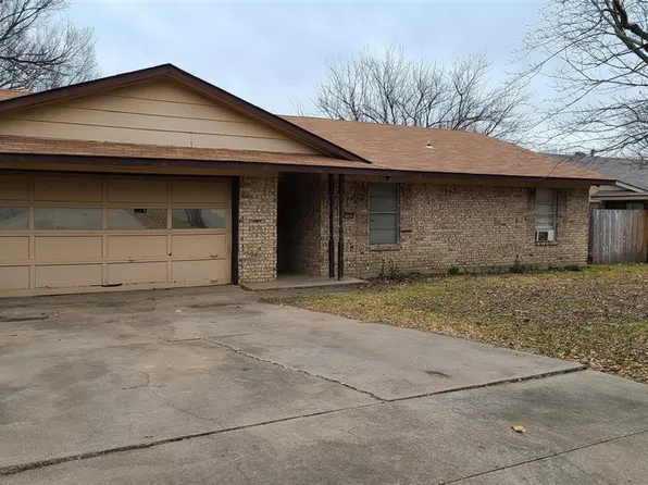 817 S Valentine Dr, Sherman, TX 75090