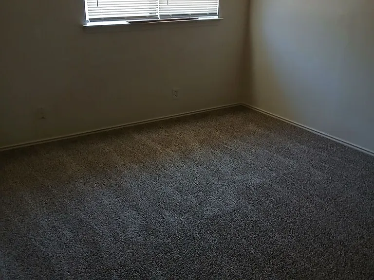 8005 Copper Trail Dr — Photo 8