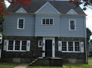 2037 Boulevard, West Hartford, CT 06107
