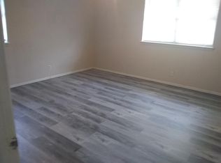 2423 E 8th St APT 3, Tulsa, OK 74104