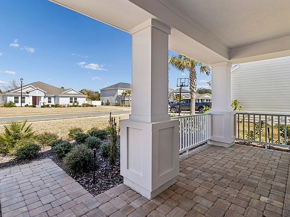 3rd image of 92617 Shipton Ln