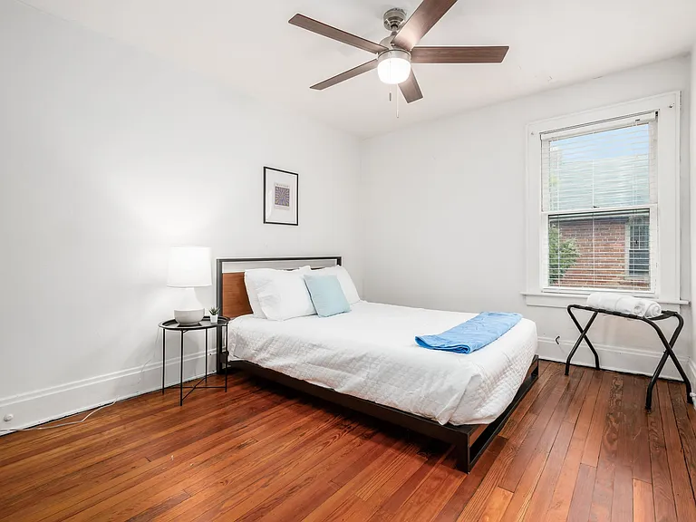 54 W Kossuth St #54 — Photo 10