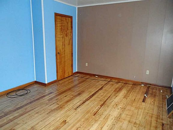 5th image of 2304-2306 3rd St