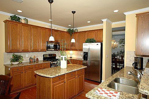 4th image of 2309 Tall Timbers Ln
