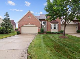 2069 Amsterdam Ave, Canton, MI 48188