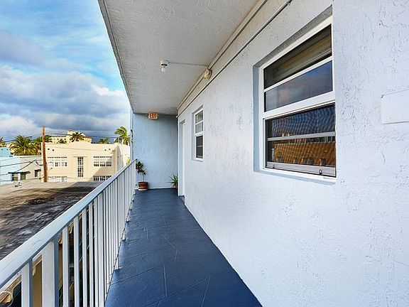 3rd image of 1235 Pennsylvania Ave APT 4A