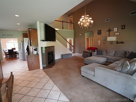 5th image of 10242 E Rose Glen Dr
