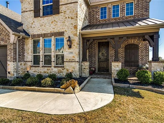 2nd image of 13801 Clusterberry Dr