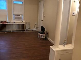 3516 16th St S APT 2, Arlington, VA 22204