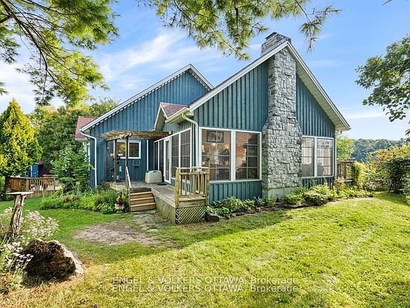 5th image of 70 Belmonte Ln
