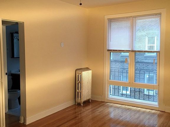 4th image of 1020 W Loyola Ave APT 1W