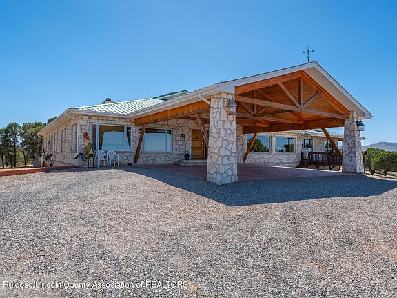 3rd image of 399 New Mexico #220