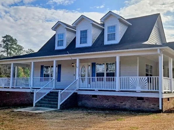 2355 Smith Rd, Smithfield, NC 27577