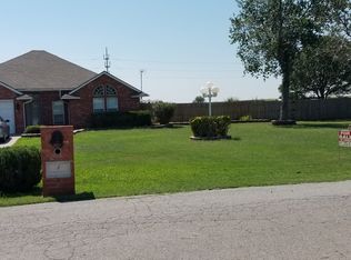 4 NW Valleybrook Dr, Lawton, OK 73505