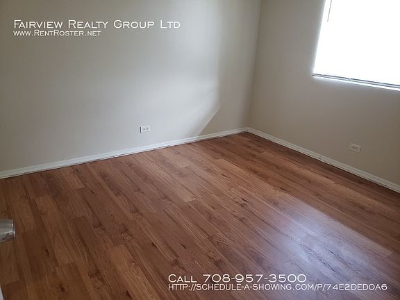 4th image of 15311 Knox Ave APT 11