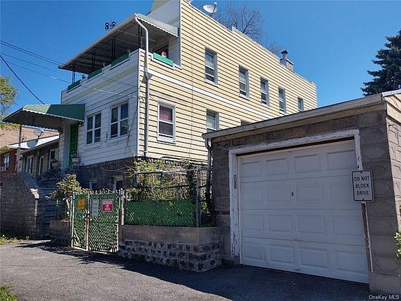 2nd image of 2528 Radcliff Ave
